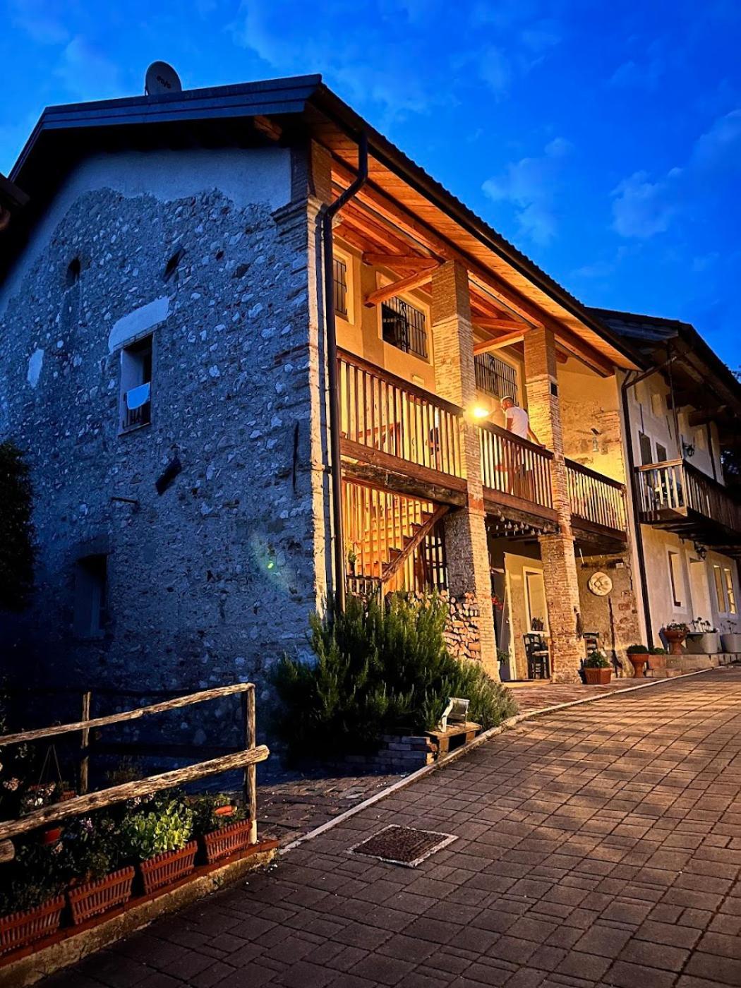 فيلا Casa Delle Arti Fattoria Dei Fiori Sospirolo المظهر الخارجي الصورة